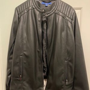 Apt. 9 faux black leather jacket.  Like new.  XL